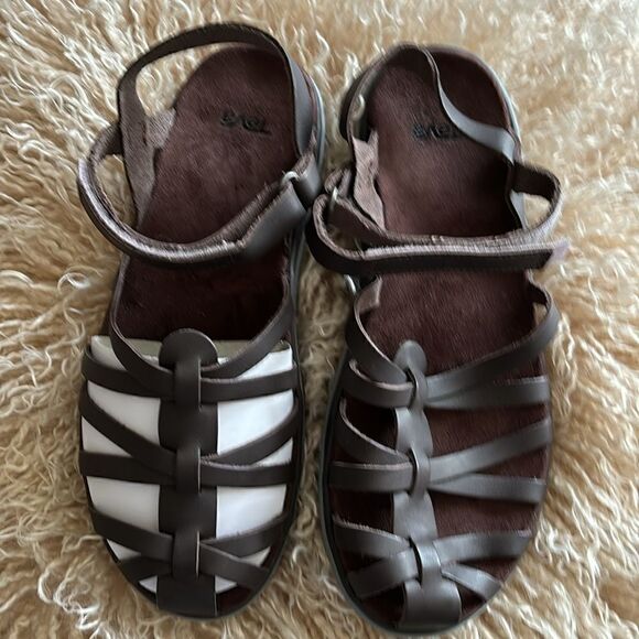 Teva Women Terra-Float Stella Lux Sandals in Brown Size 9 Néw No Box - Picture 3 of 5